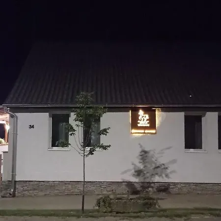 Servus Vendeghaz Guest house