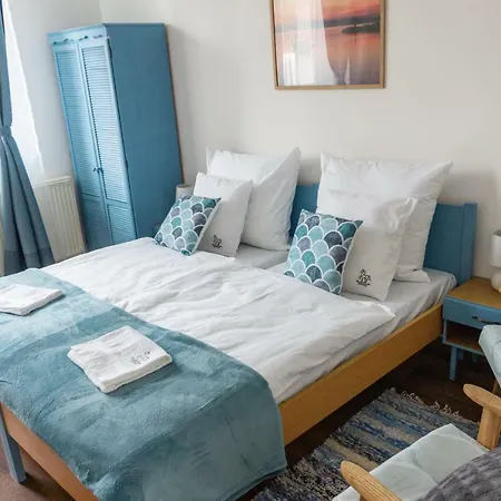 게스트하우스 Servus Vendeghaz