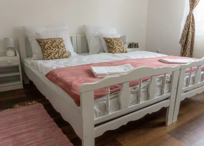 Servus Vendeghaz Pensiune Lengyeltoti